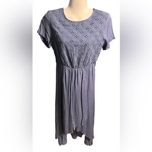 Simplee light blue short sleeve midi wrap dress. NWT. Small.